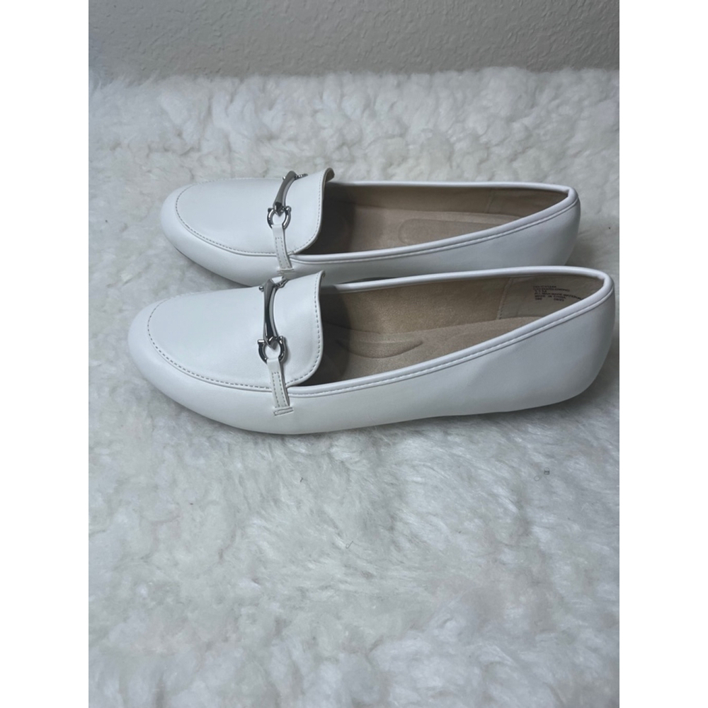 NWB WOMEN'S CLIFFS BY WHITE MOUNTAIN GLOWING LOAFERS SIZE 11 - Picture 3 of 10